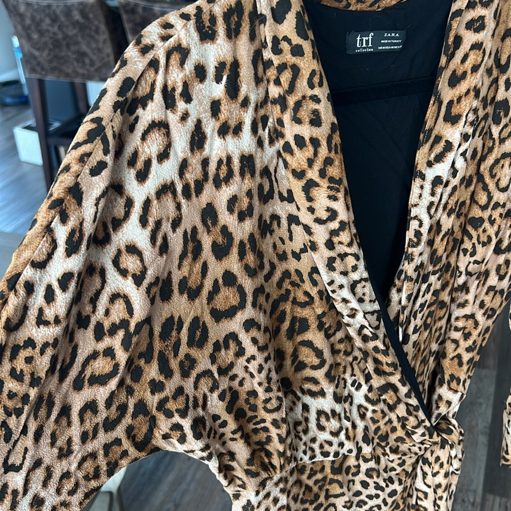Pre-loved print romper - Picture 3 of 3